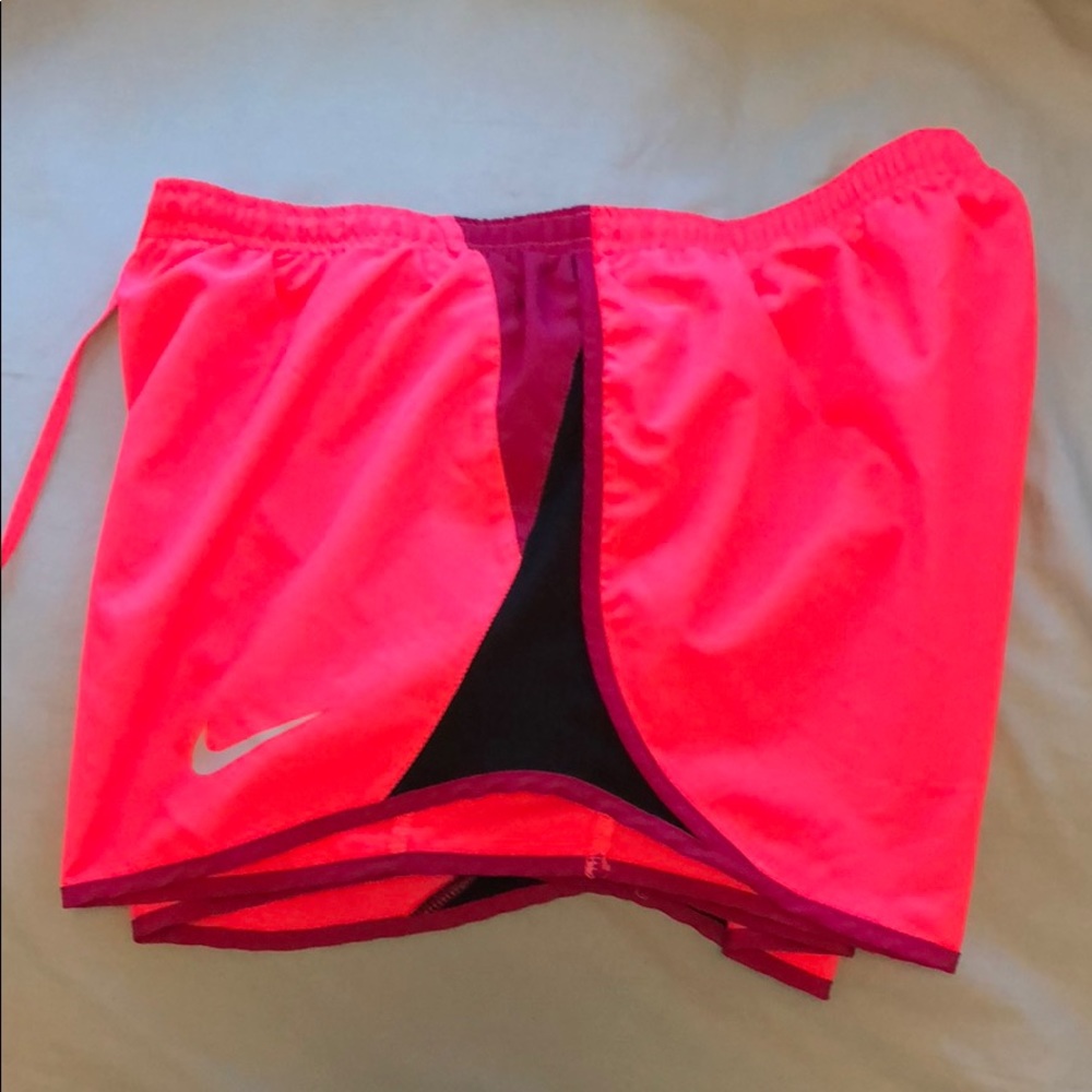 Running shorts - Picture 2 of 3